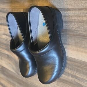 Dansko size 37
